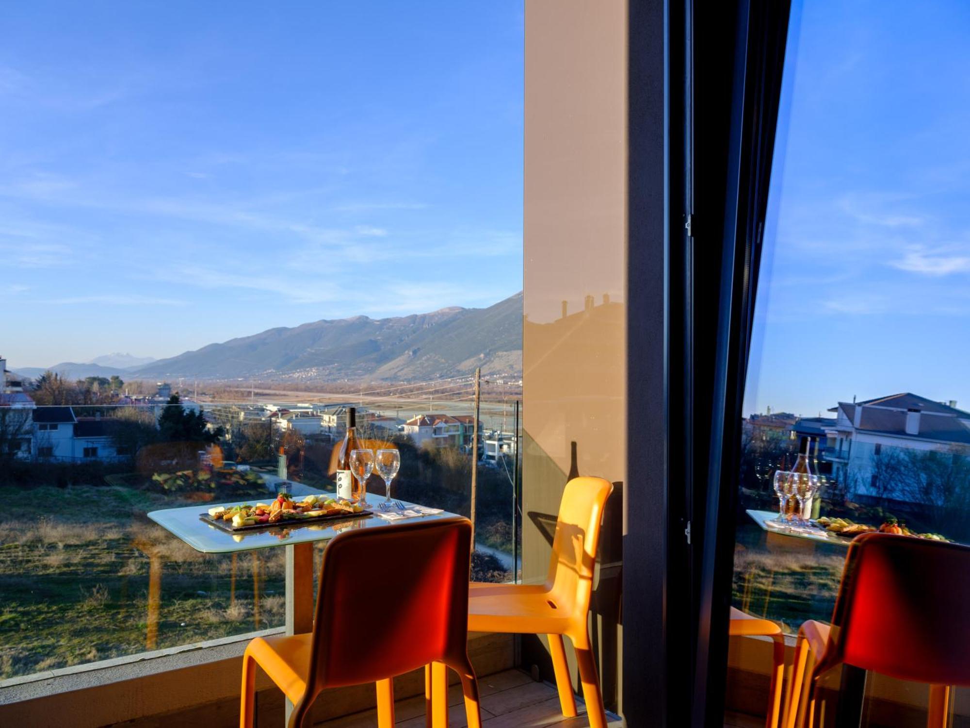 Essence Hotel Ioannina Exterior foto