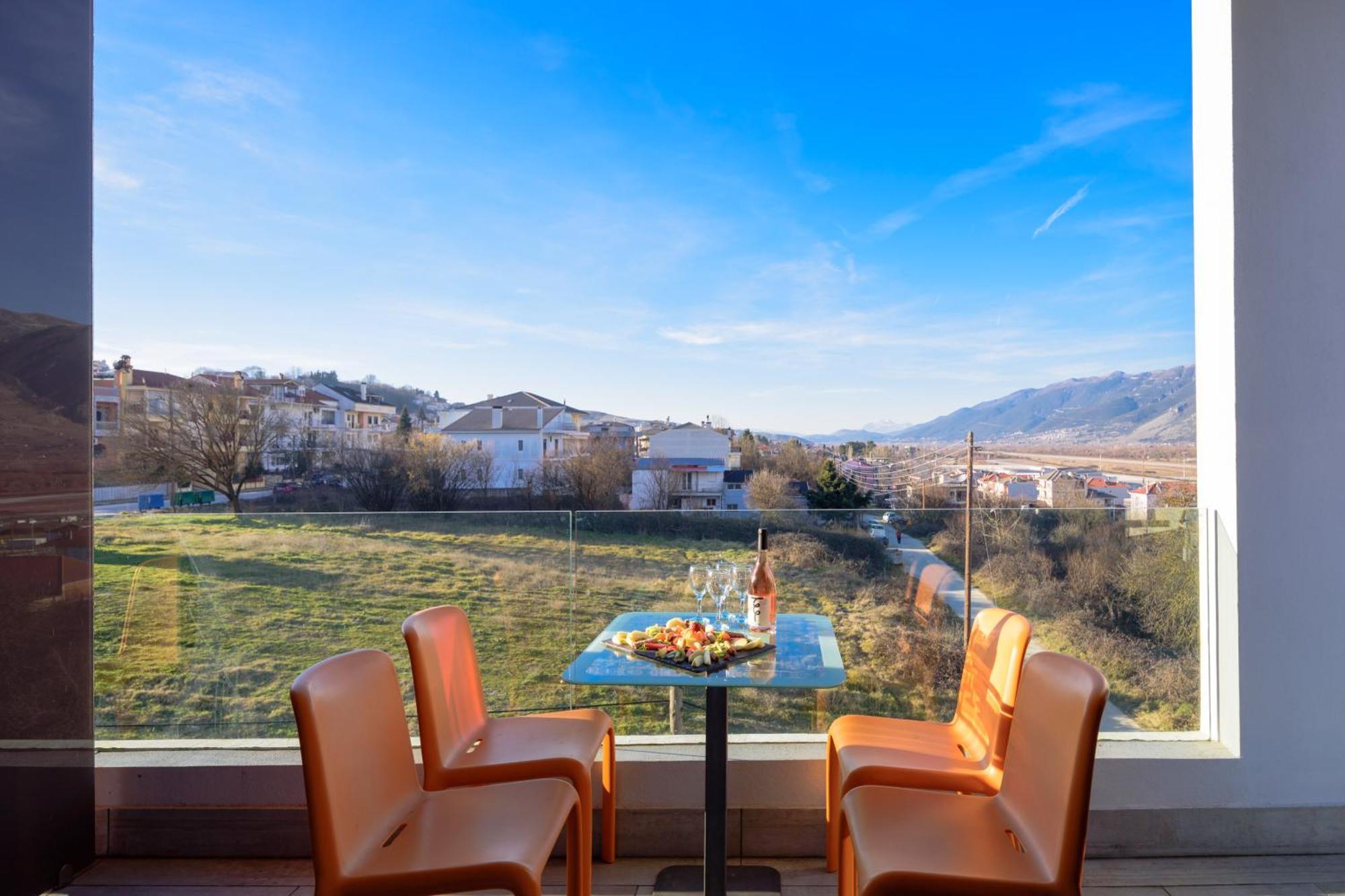 Essence Hotel Ioannina Exterior foto