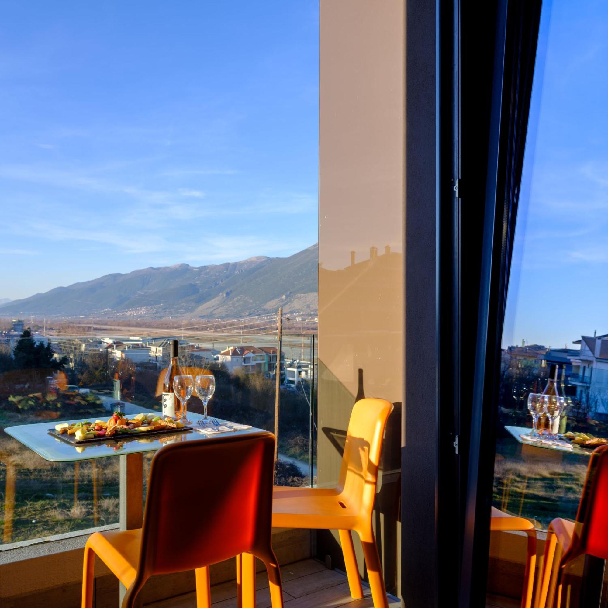 Essence Hotel Ioannina Exterior foto